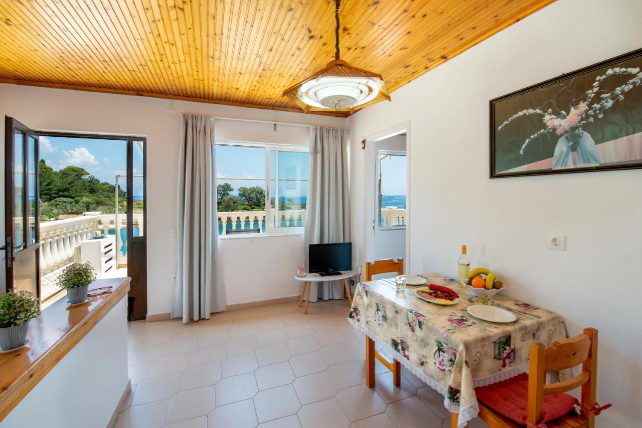 "Oceanbreeze" Studio Гайос Экстерьер фото